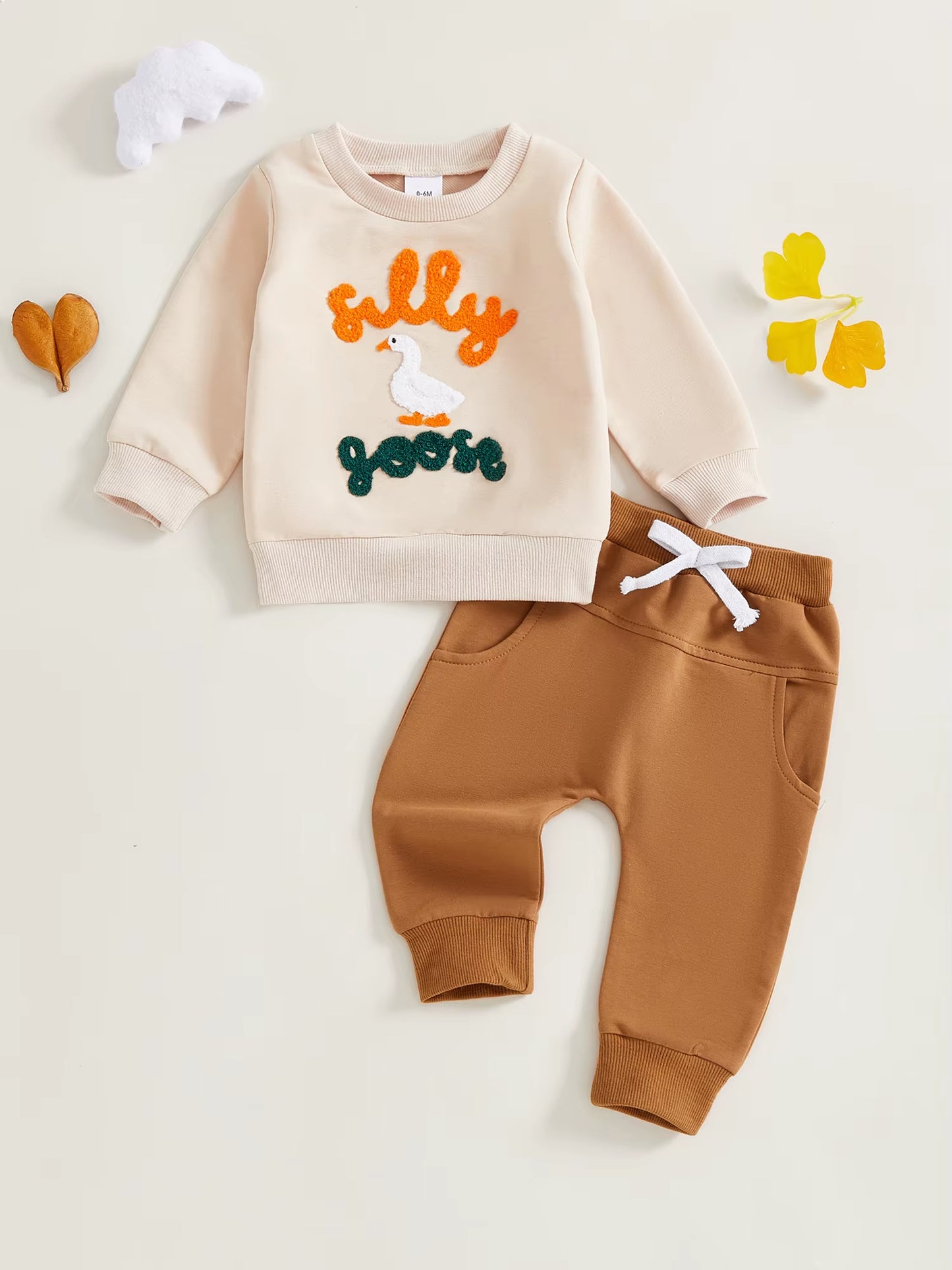 Boys Fall 2-Piece Outfit Set with Long Sleeve O Neck Top Featuring Duck Embroidery and Solid Color Pants