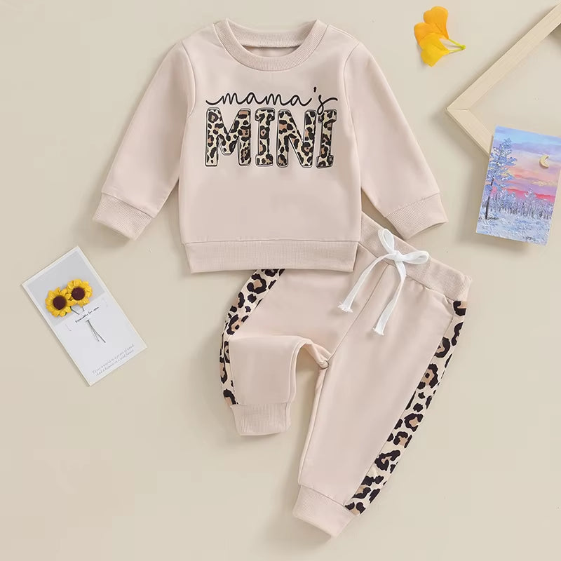 2023-09-15  0-3Y Newborn Baby Girls Clothing Set Letter & Leopard Print Long Sleeve Pullover Strap Pants 2 Pcs Outfit