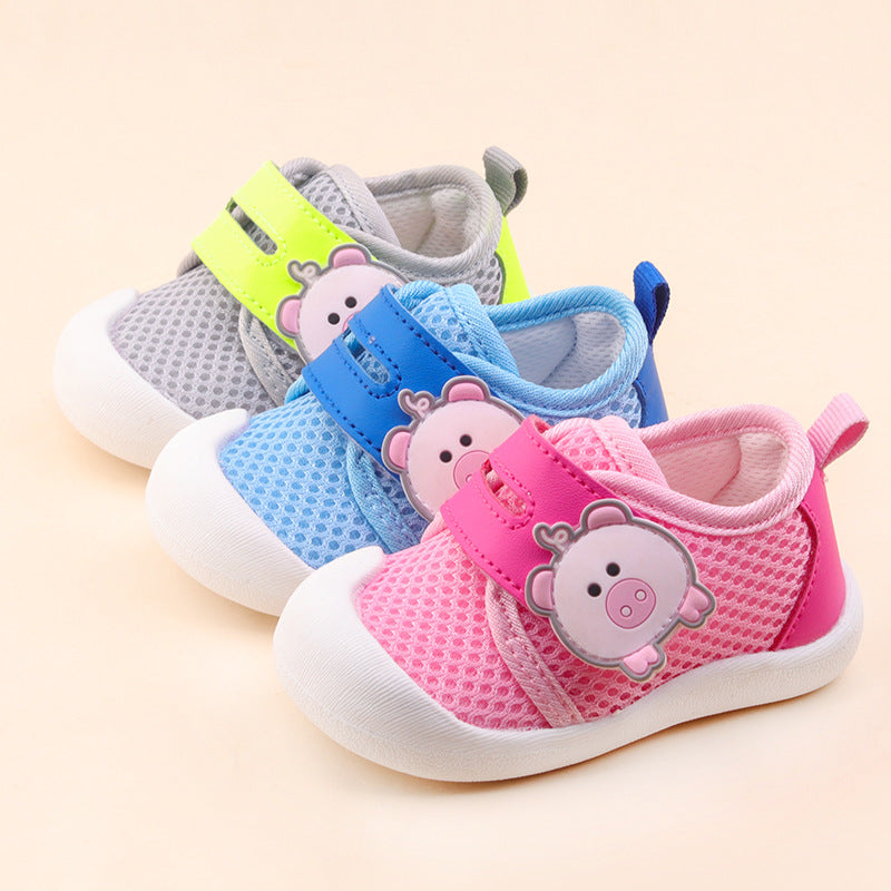 Velcro baby shoes