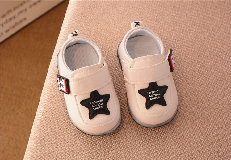 Baby lighted shoes