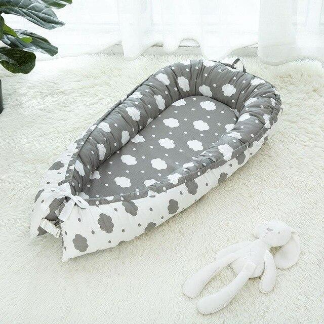 Animal pattern prevent fall baby bed