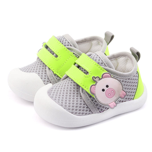 Velcro baby shoes